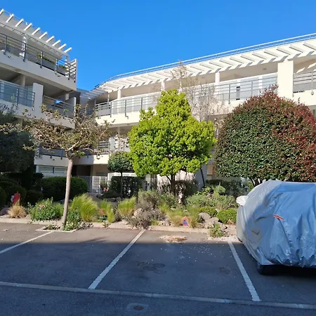 Aux Rivages De Sylvie - 150 M De La