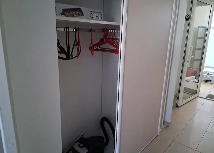 Aux Rivages De Sylvie - 150 M De La *