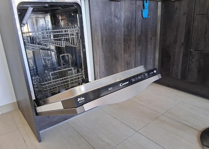 Aux Rivages De Sylvie - 150 M De La Apartment *