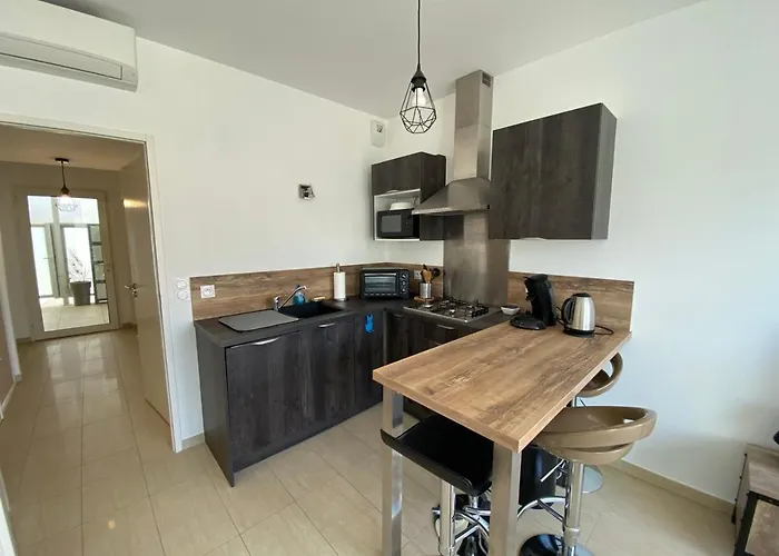 Aux Rivages De Sylvie - 150 M De La * Calvi (Corsica)