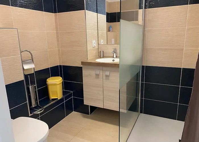 Apartment Aux Rivages De Sylvie - 150 M De La *